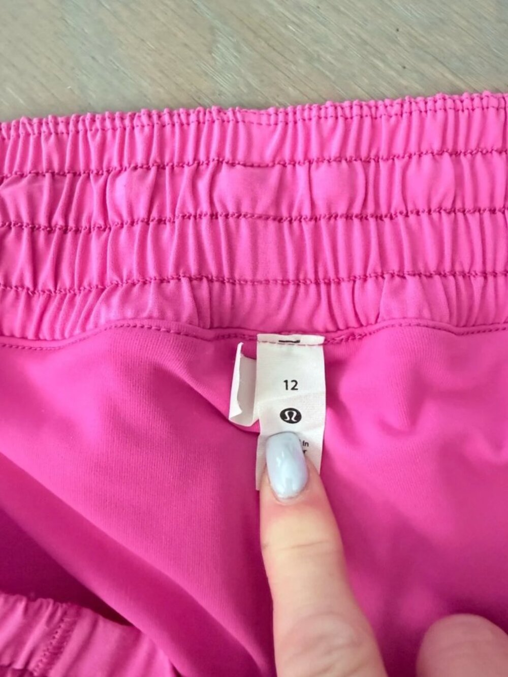 Lululemon Hotty Hot High-Rise Skirt – Size 12 – Sonic Pink 💖 - Picture 4 of 4